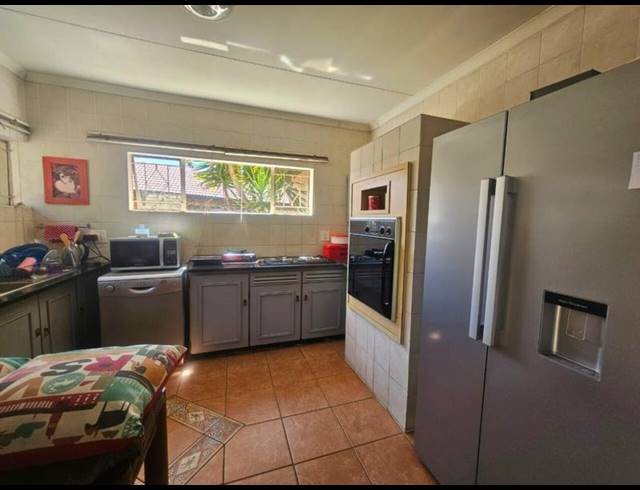 3 BEDROOM HOUSE FOR SALE IN EDLEEN